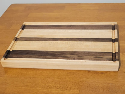 Lage Cutting Board Maple and Walnut